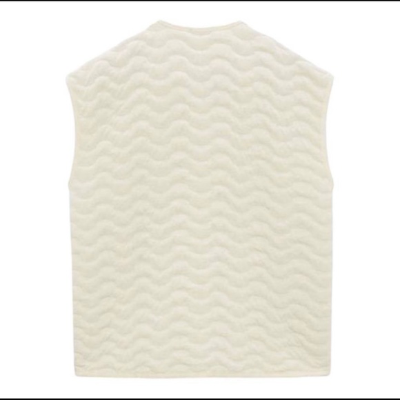 Zara Padded Oversized Quilted Vest - Picture 6 of 6